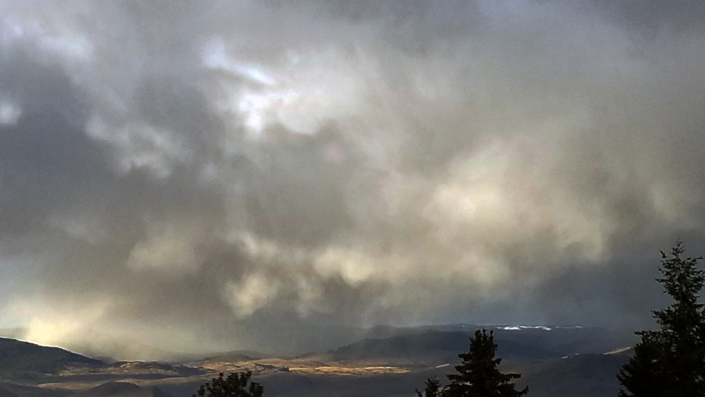 rain clouds of Kamloops